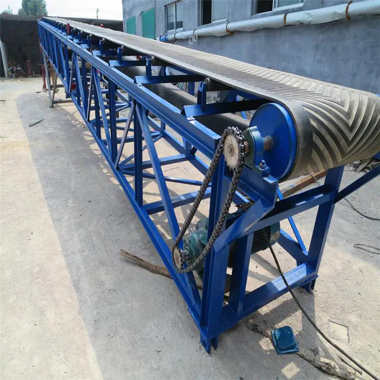 皮帶輸送機(jī)